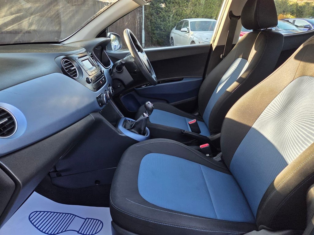 Used Hyundai i10 2015 for sale - 77763102: Photo 18