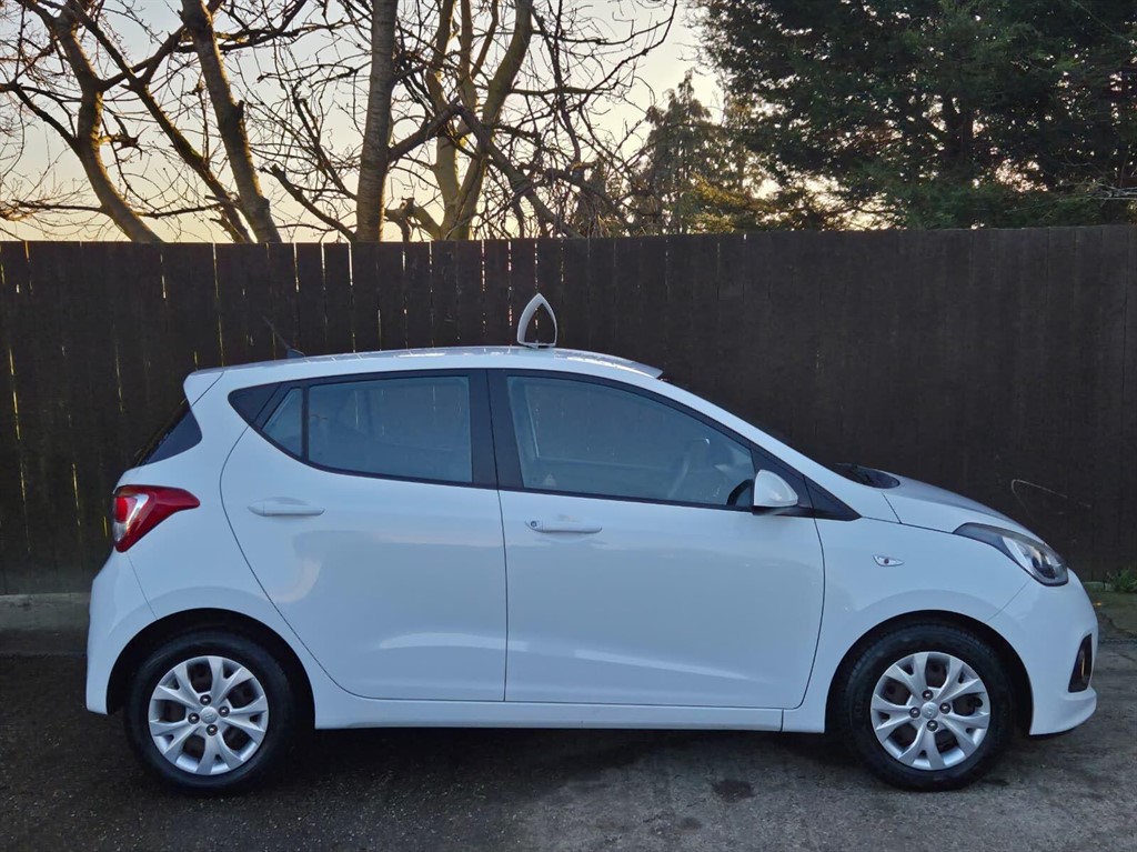 Used Hyundai i10 2015 for sale - 77763102: Photo 7