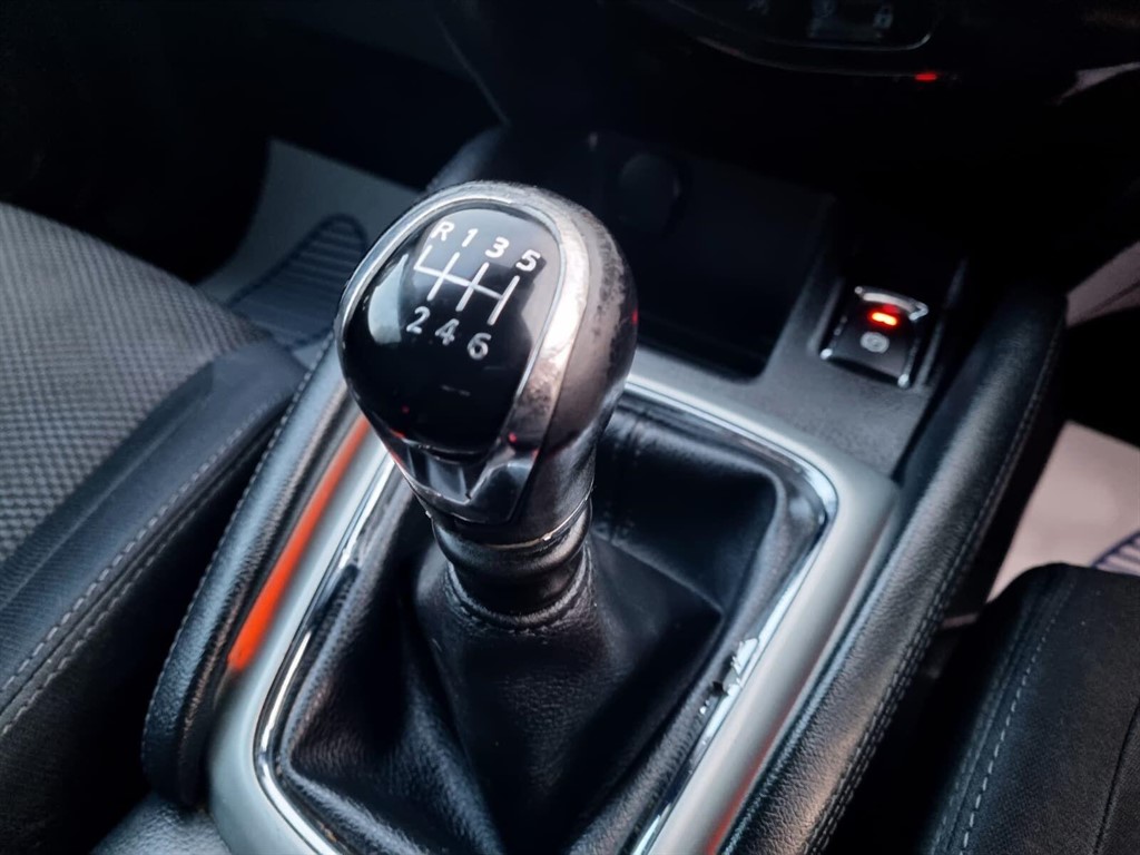 Used Nissan Qashqai 2015 for sale - 77134208: Photo 10