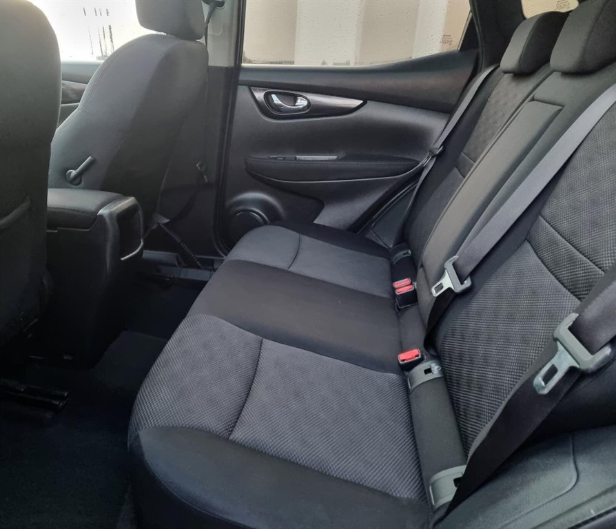 Used Nissan Qashqai 2015 for sale - 77134208: Photo 13