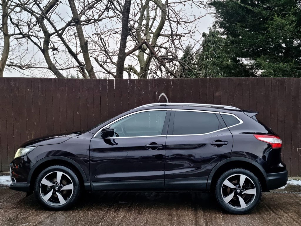 Used Nissan Qashqai 2015 for sale - 77134208: Photo 5