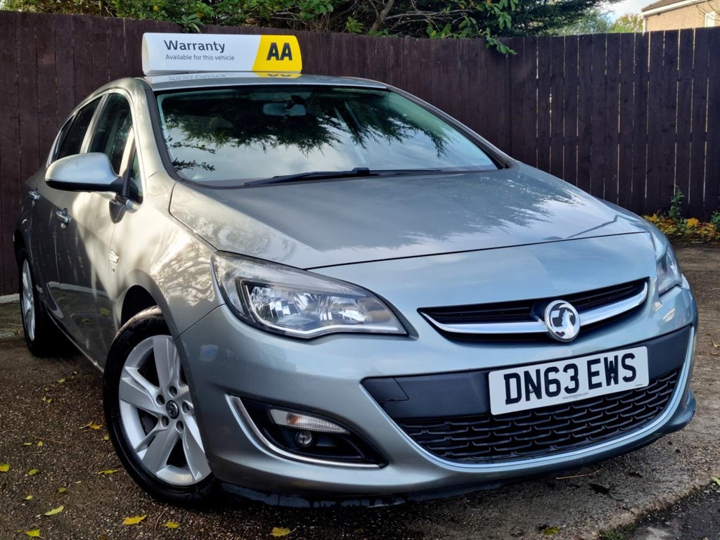 Used Vauxhall Astra 2013 for sale - 76404953: Photo 1