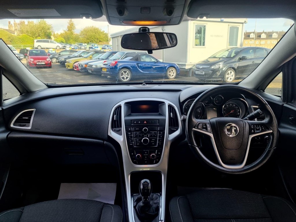 Used Vauxhall Astra 2013 for sale - 76404953: Photo 10