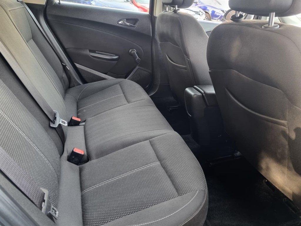 Used Vauxhall Astra 2013 for sale - 76404953: Photo 12