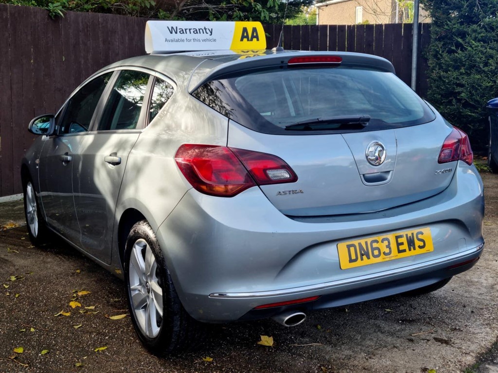 Used Vauxhall Astra 2013 for sale - 76404953: Photo 4