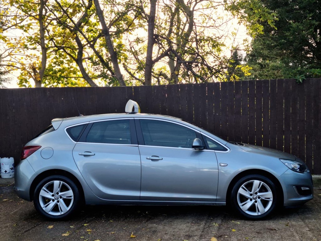 Used Vauxhall Astra 2013 for sale - 76404953: Photo 7