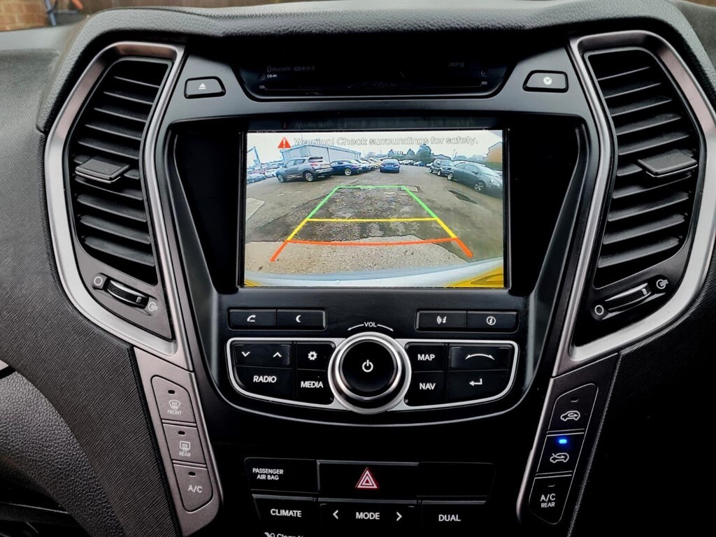 Used Hyundai Santa Fe 2014 for sale - 77435394: Photo 22