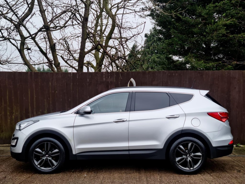 Used Hyundai Santa Fe 2014 for sale - 77435394: Photo 5