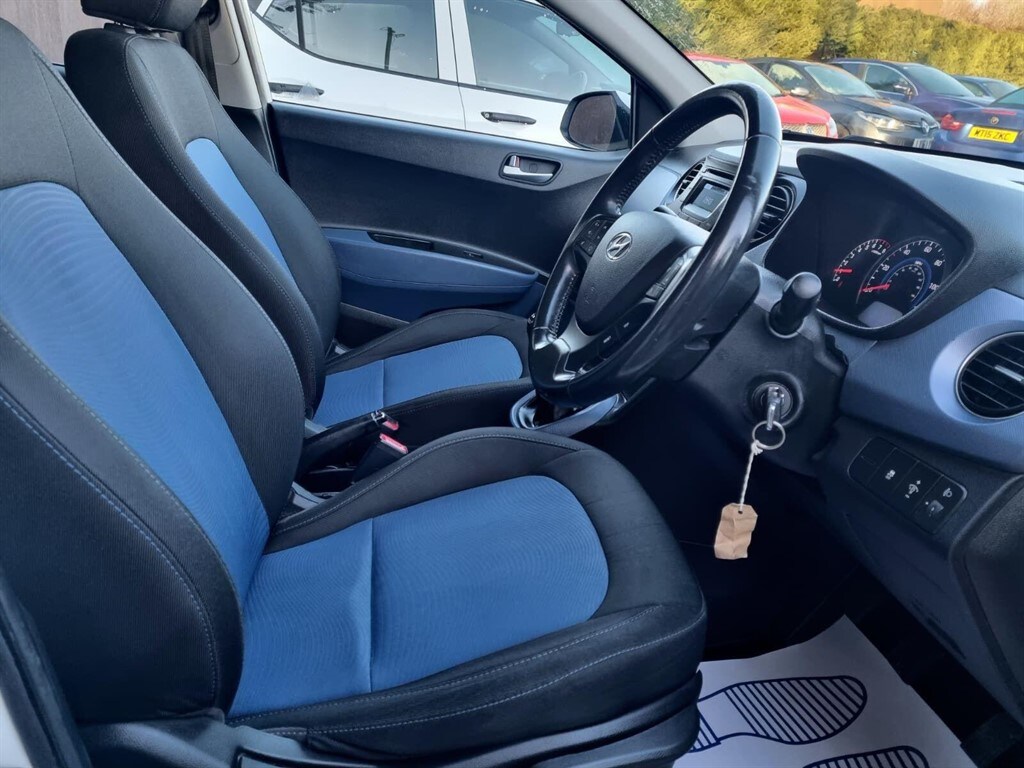 Used Hyundai i10 2015 for sale - 76766592: Photo 10