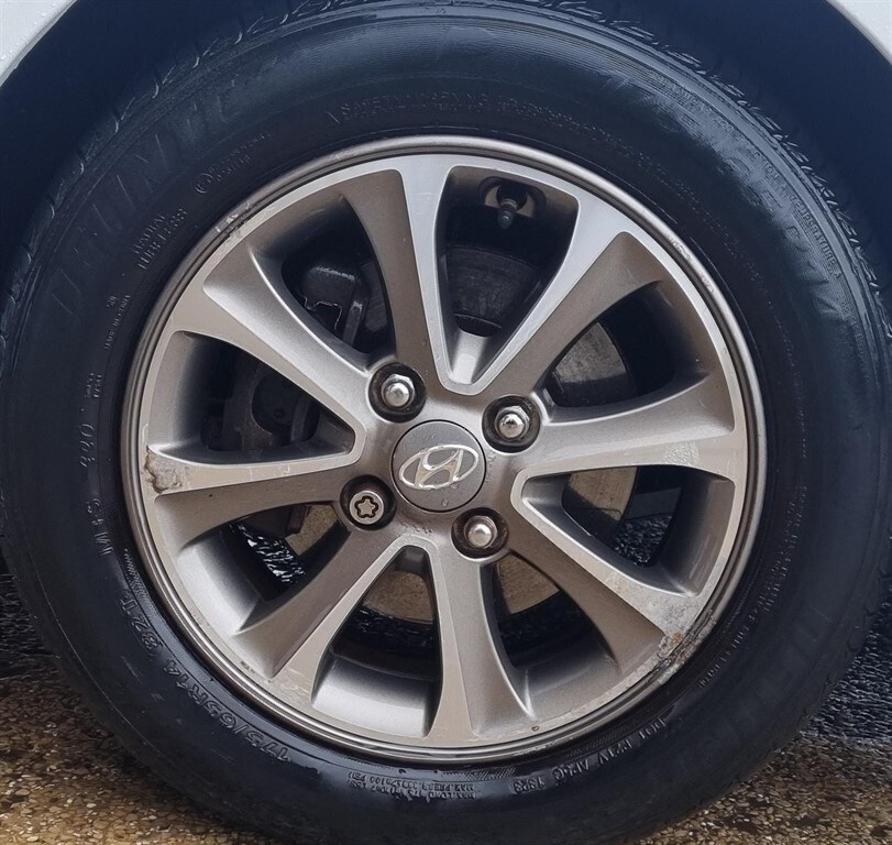 Used Hyundai i10 2015 for sale - 76766592: Photo 17