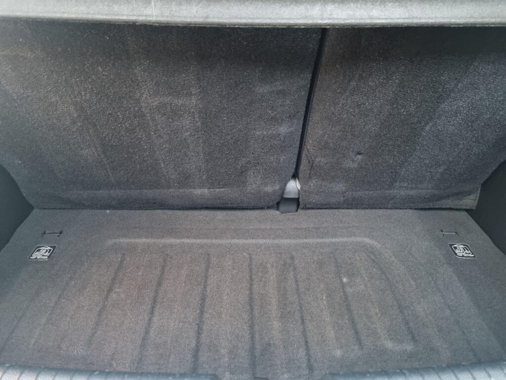 Used Hyundai i10 2015 for sale - 76766592: Photo 18