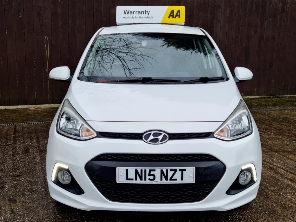 Used Hyundai i10 2015 for sale - 76766592: Photo 2