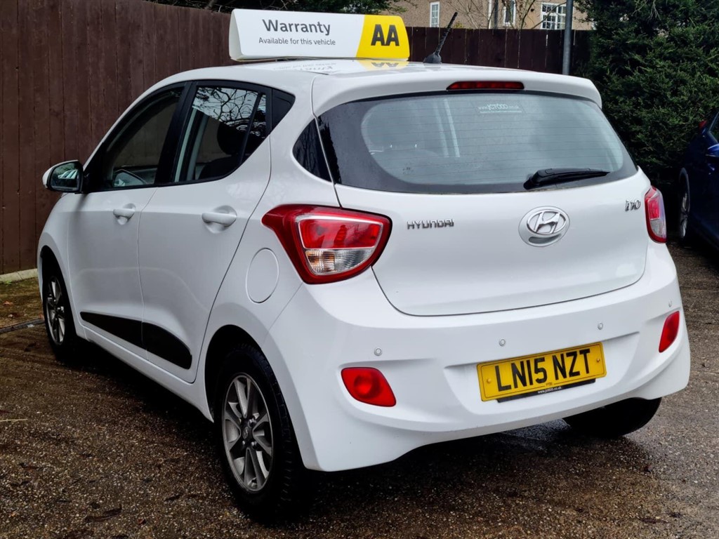 Used Hyundai i10 2015 for sale - 76766592: Photo 4