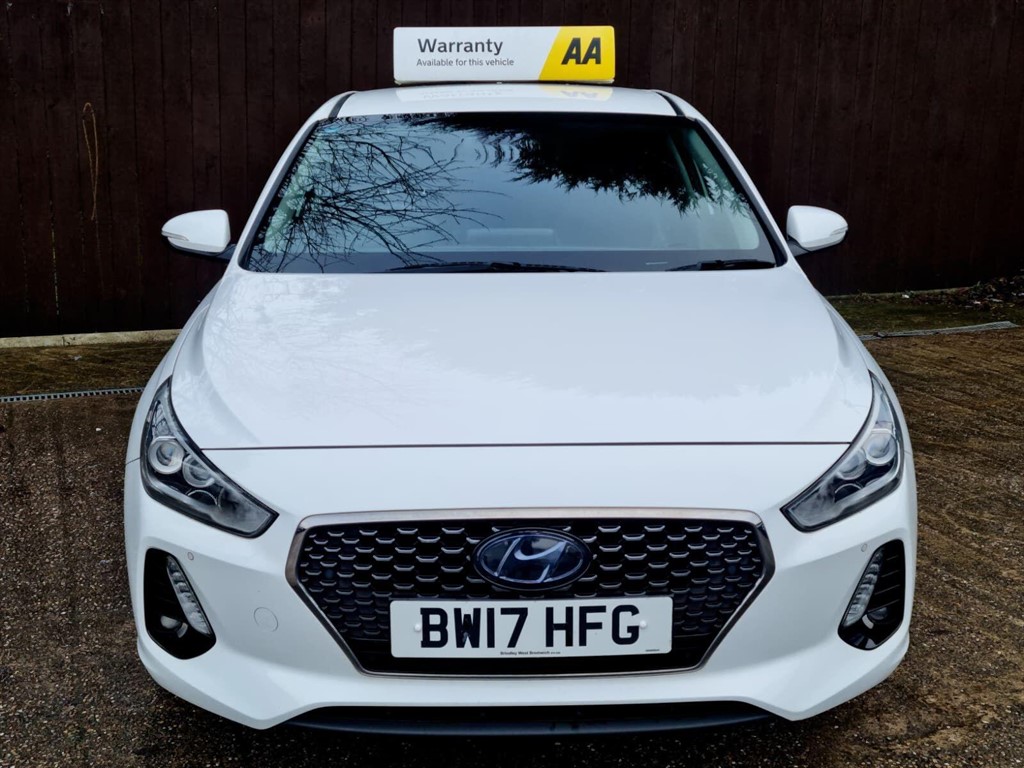 Used Hyundai i30 2017 for sale - 77025664: Photo 2