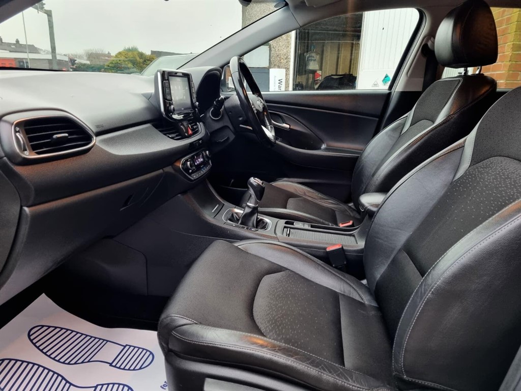 Used Hyundai i30 2017 for sale - 77025664: Photo 22