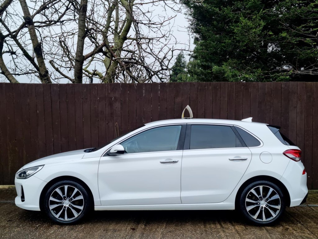 Used Hyundai i30 2017 for sale - 77025664: Photo 5