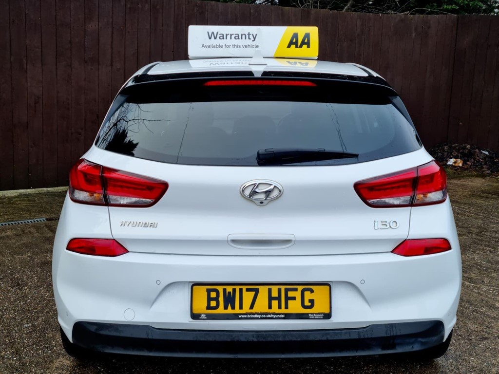 Used Hyundai i30 2017 for sale - 77025664: Photo 6