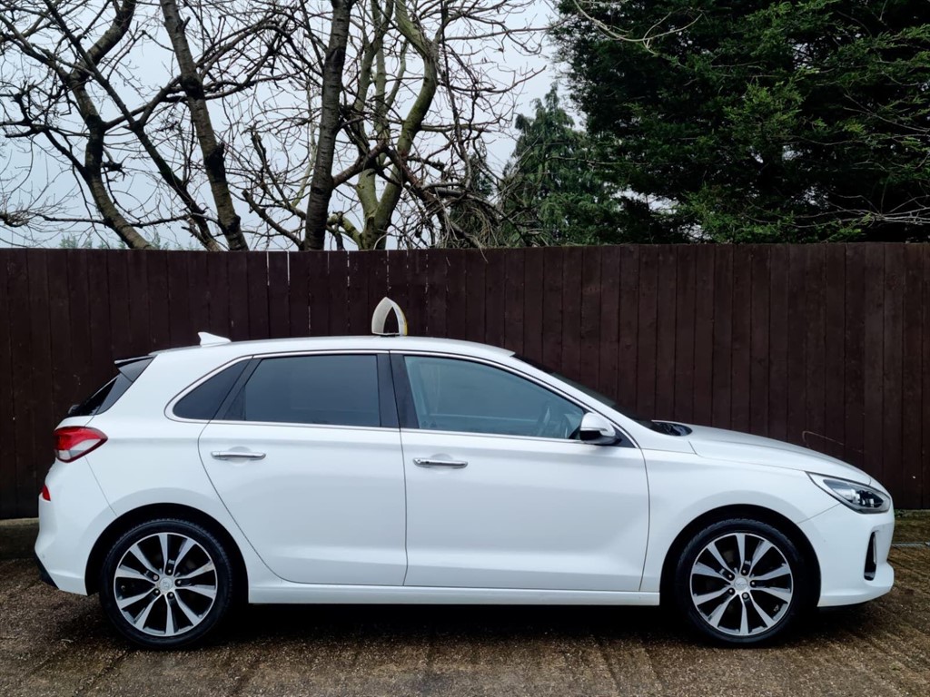 Used Hyundai i30 2017 for sale - 77025664: Photo 7