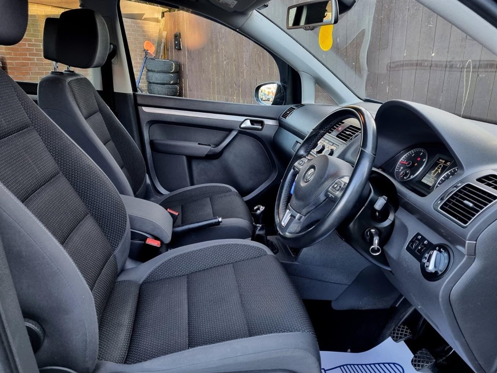 Used Volkswagen Touran 2014 for sale - 77134187: Photo 11