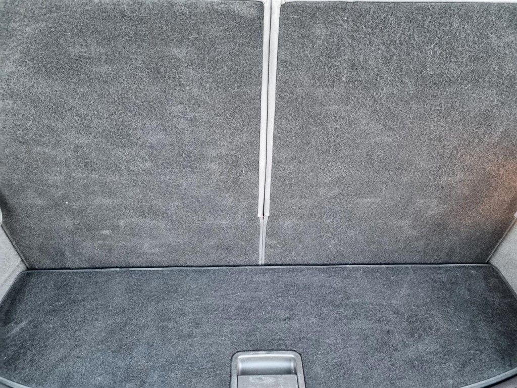 Used Volkswagen Touran 2014 for sale - 77134187: Photo 22