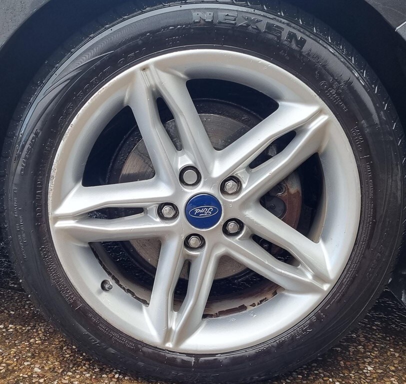 Used Ford Focus 2015 for sale - 76351086: Photo 16