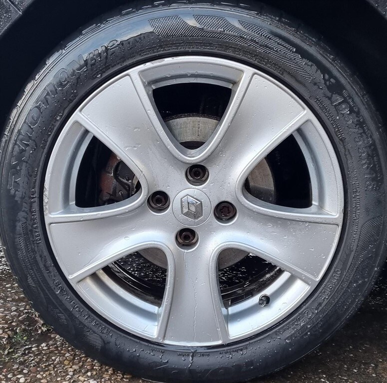 Used Renault Clio 2013 for sale - 76393837: Photo 15