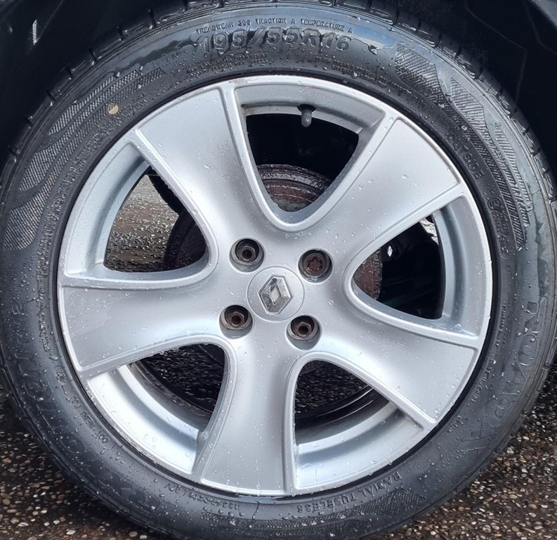 Used Renault Clio 2013 for sale - 76393837: Photo 16