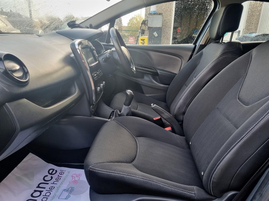 Used Renault Clio 2013 for sale - 76393837: Photo 18