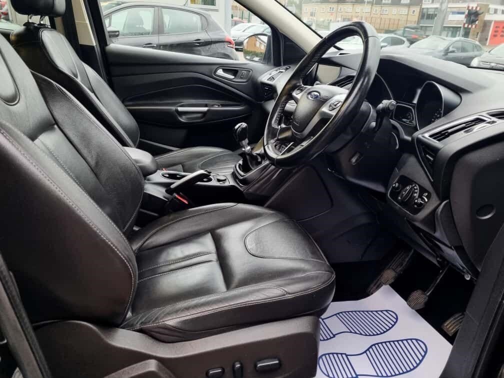 Used Ford Kuga 2015 for sale - 76563929: Photo 11