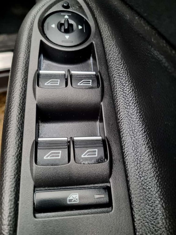 Used Ford Kuga 2015 for sale - 76563929: Photo 16