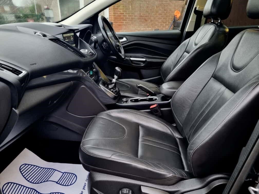 Used Ford Kuga 2015 for sale - 76563929: Photo 25