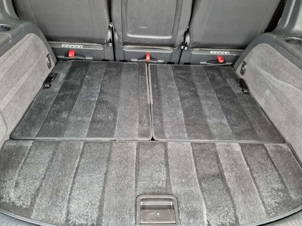 Used Volkswagen Touran 2012 for sale - 76351110: Photo 26