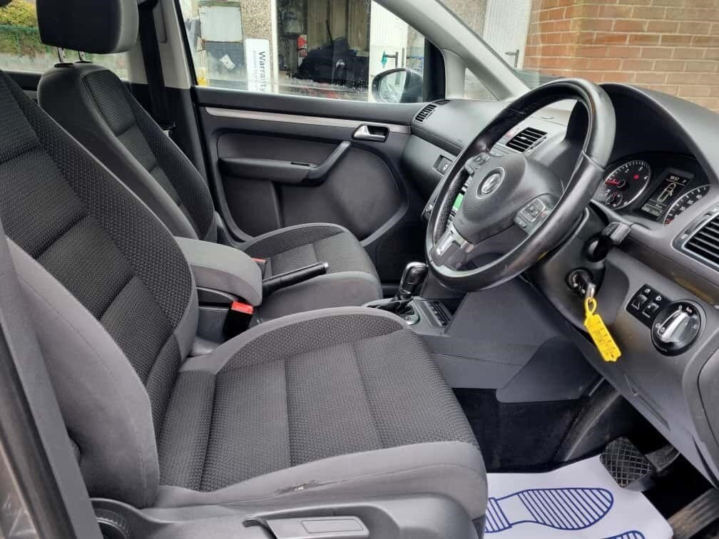 Used Volkswagen Touran 2012 for sale - 76351110: Photo 31