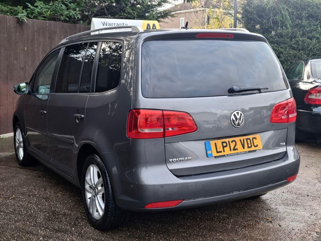 Used Volkswagen Touran 2012 for sale - 76351110: Photo 4