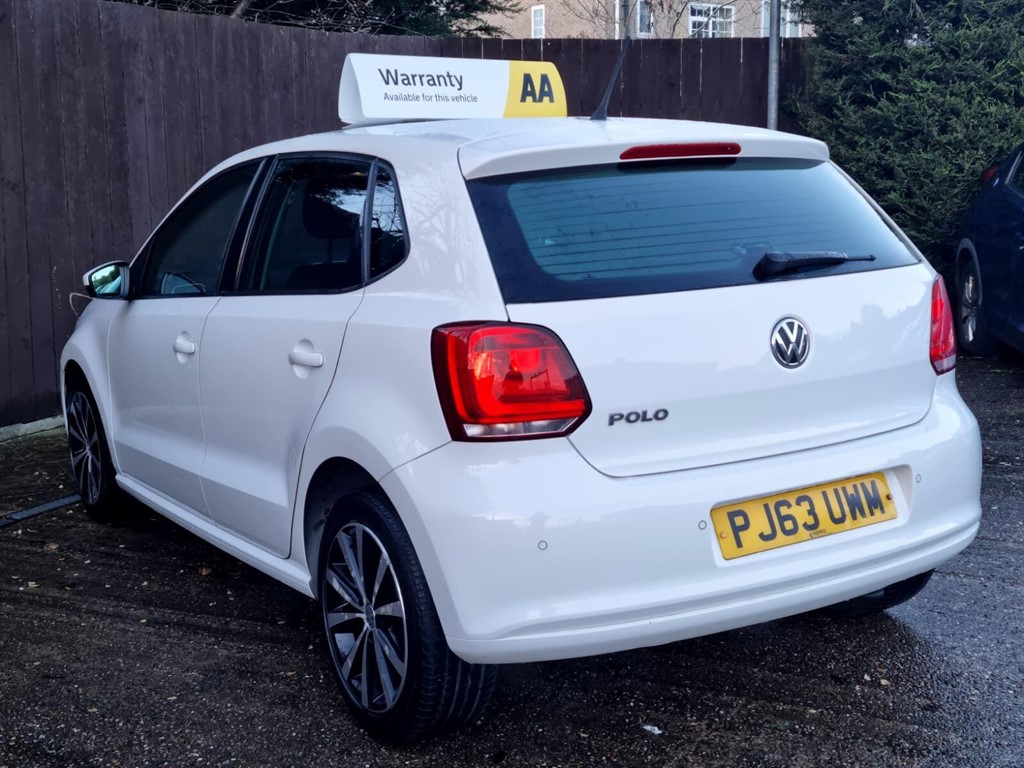 Used Volkswagen Polo 2014 for sale - 76861997: Photo 4