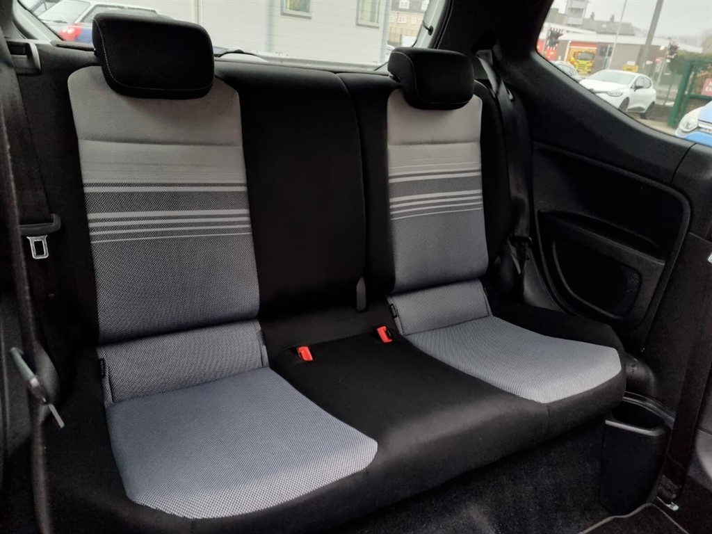 Used Volkswagen up! 2013 for sale - 77420670: Photo 12