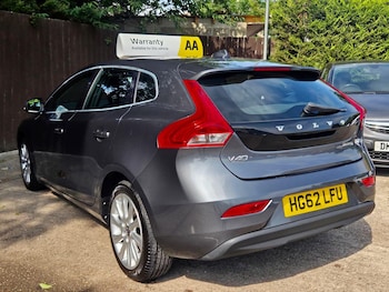 Used Volvo V40 2013 for sale - 79369175: Photo