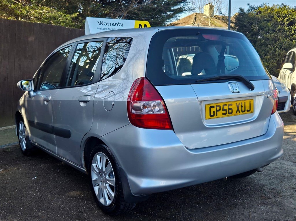 Used Honda Jazz 2007 for sale - 77934796: Photo 4