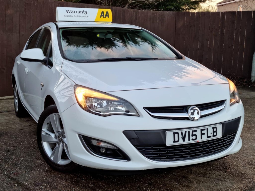 Used Vauxhall Astra 2015 for sale - 76704675: Photo 1