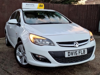 Used Vauxhall Astra 2015 for sale - 76704675: Photo