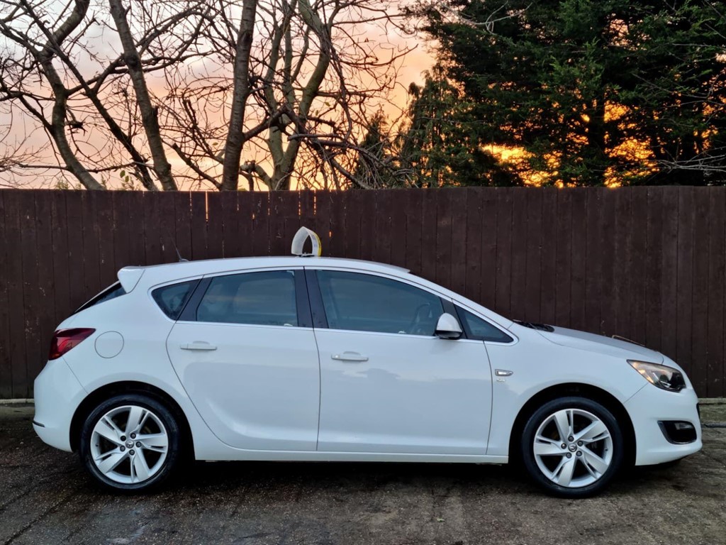 Used Vauxhall Astra 2015 for sale - 76704675: Photo 7