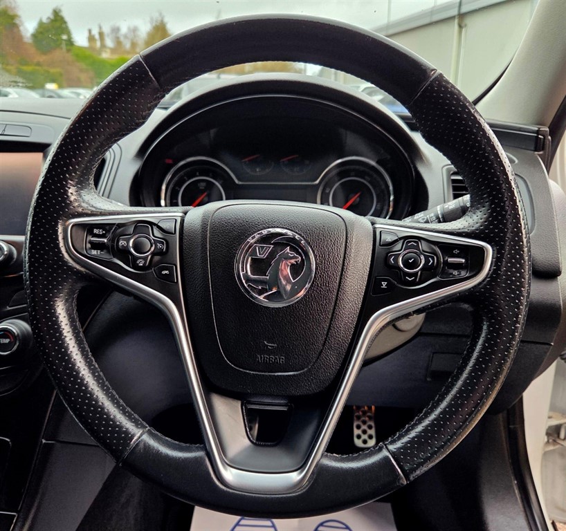 Used Vauxhall Insignia 2017 for sale - 77641042: Photo 21