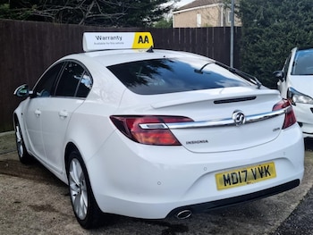 Used Vauxhall Insignia 2017 for sale - 77641042: Photo