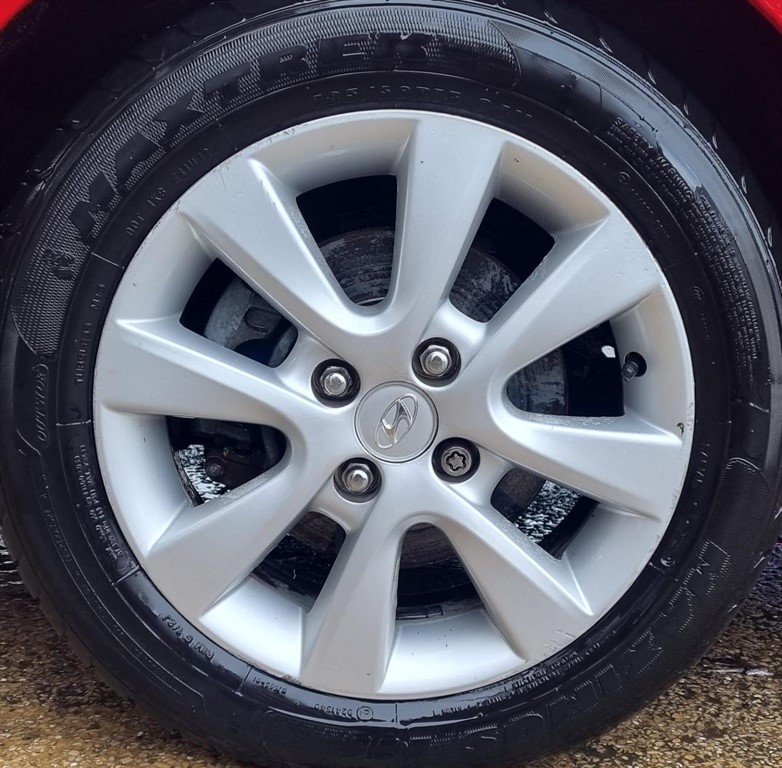 Used Hyundai i20 2012 for sale - 76717646: Photo 9