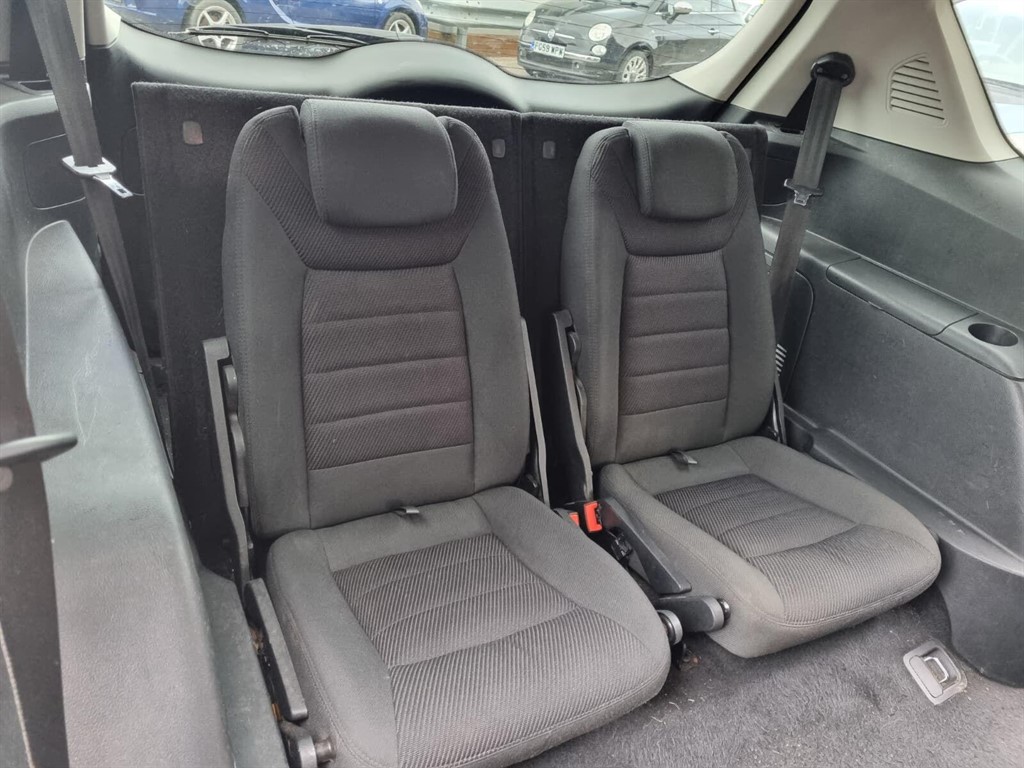 Used Ford S-Max 2010 for sale - 77848376: Photo 12