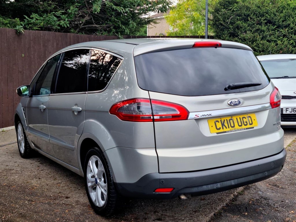 Used Ford S-Max 2010 for sale - 77848376: Photo 4