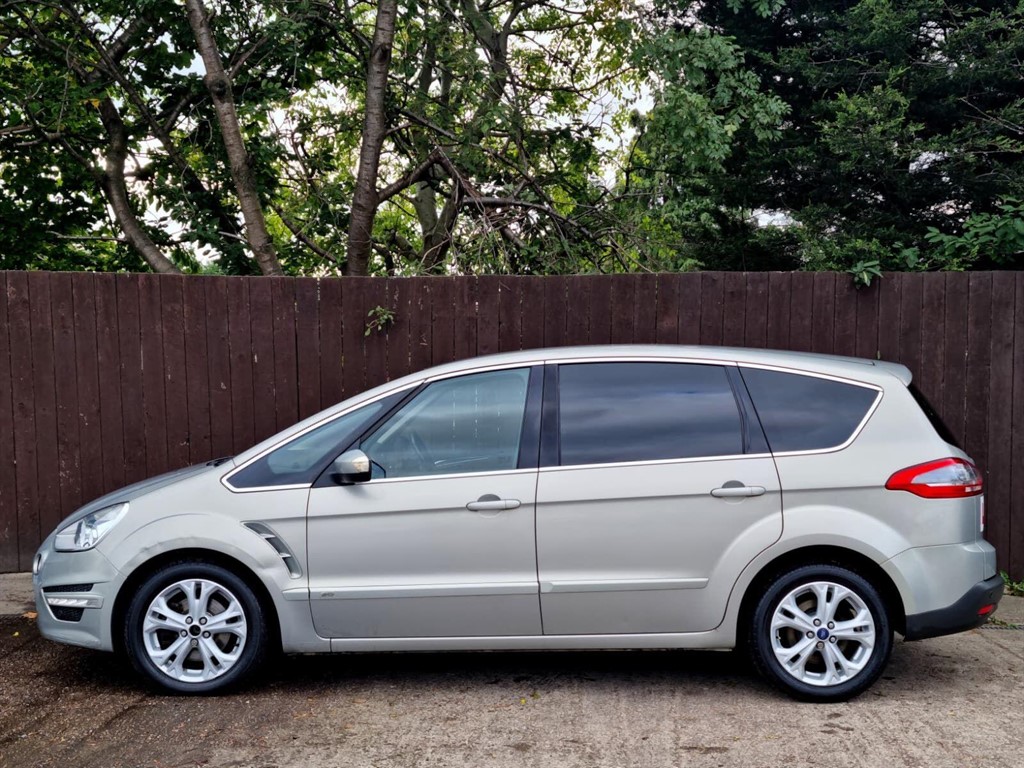 Used Ford S-Max 2010 for sale - 77848376: Photo 5