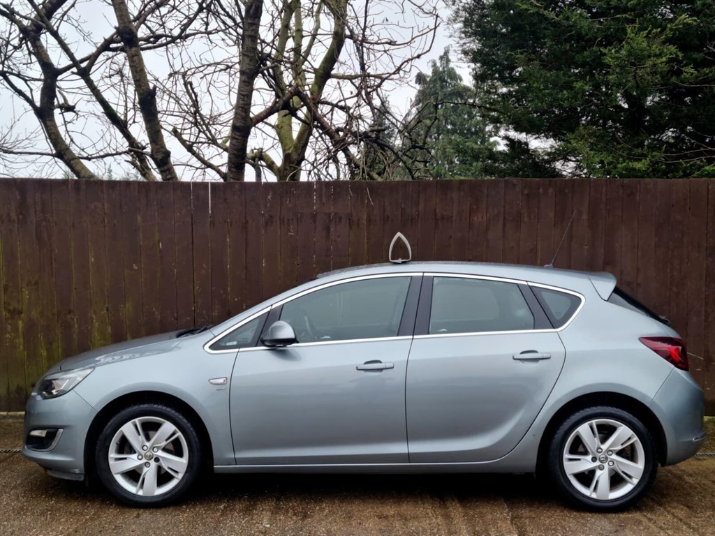 Used Vauxhall Astra 2015 for sale - 77420693: Photo 4