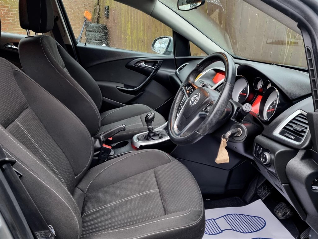 Used Vauxhall Astra 2015 for sale - 77420693: Photo 9