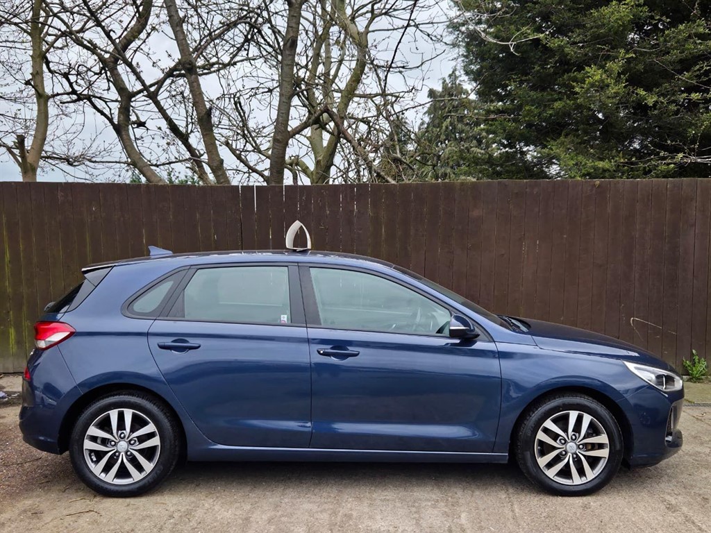 Used Hyundai i30 2017 for sale - 78094870: Photo 7